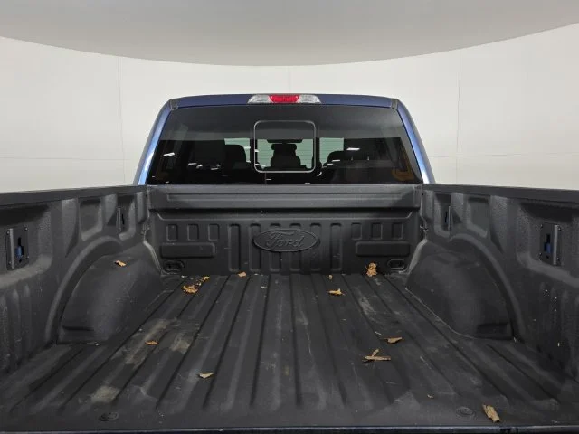 Used 2018 Blue Ford XLT image 12