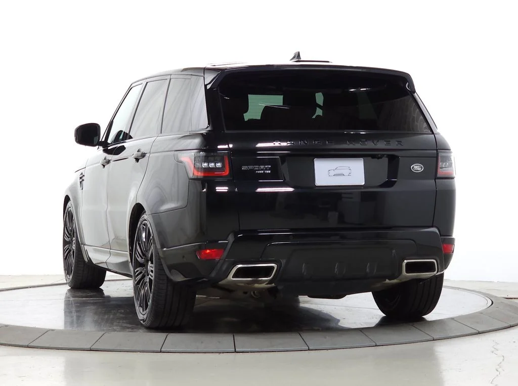 Used 2022 Black Land Rover HSE Dynamic image 3