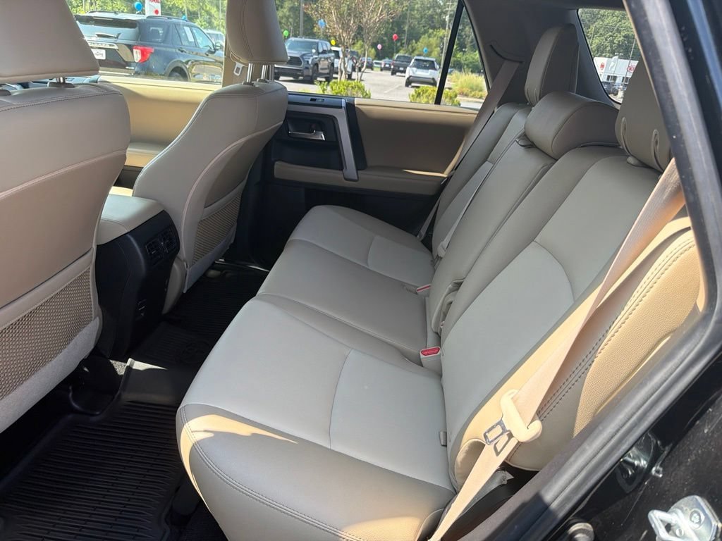 Used 2019 Midnight Black Metallic Toyota SR5 Premium image 14