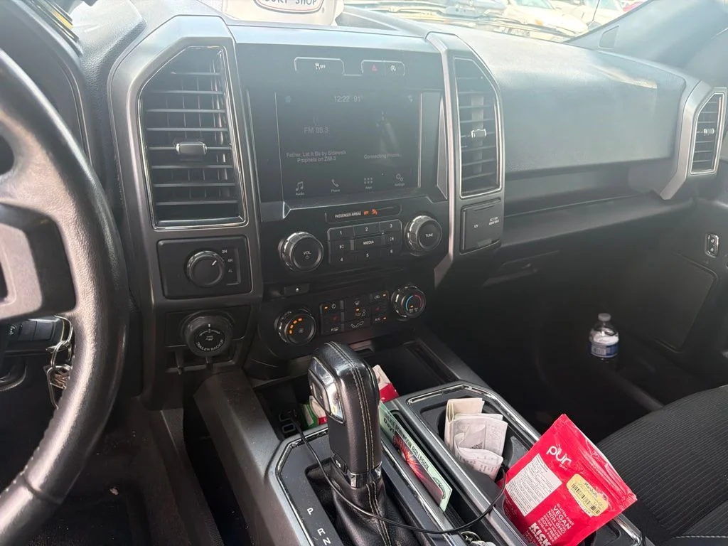 Used 2017 White Ford XLT image 13