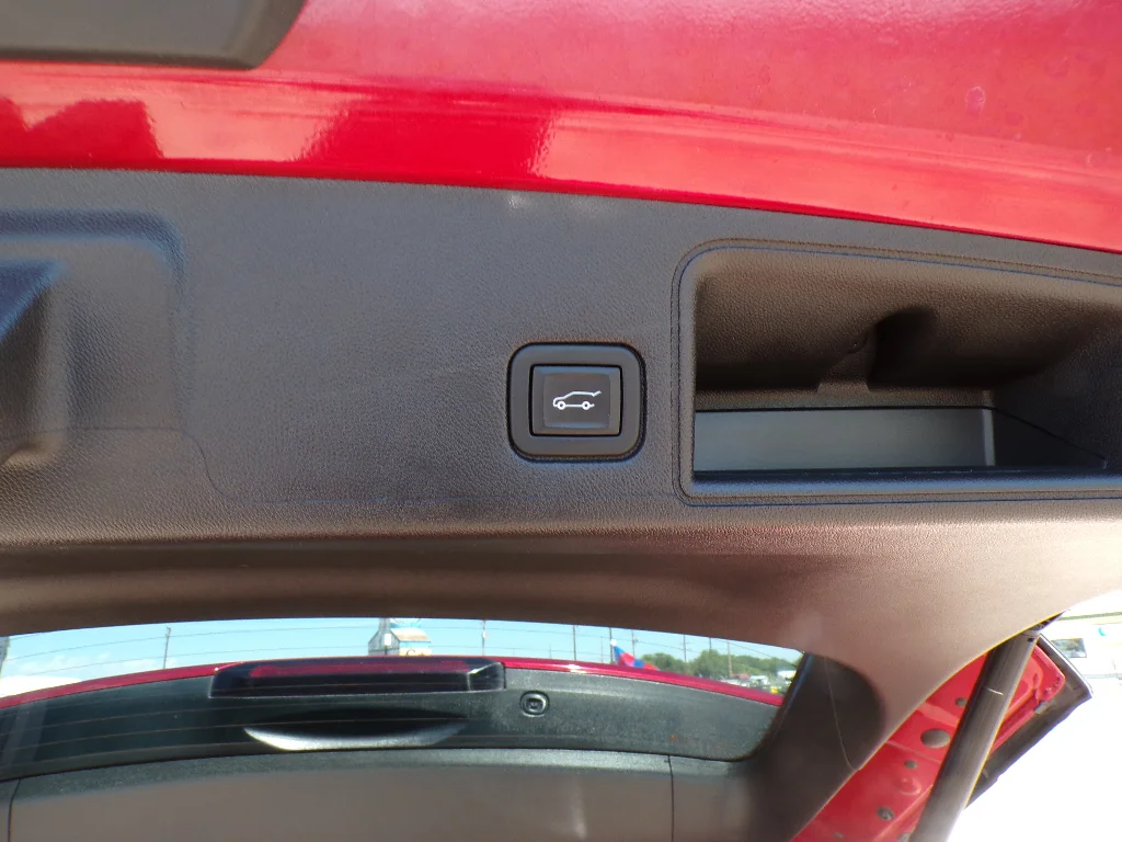 Used 2023 Volcanic Red Tintcoat GMC AT4 image 24