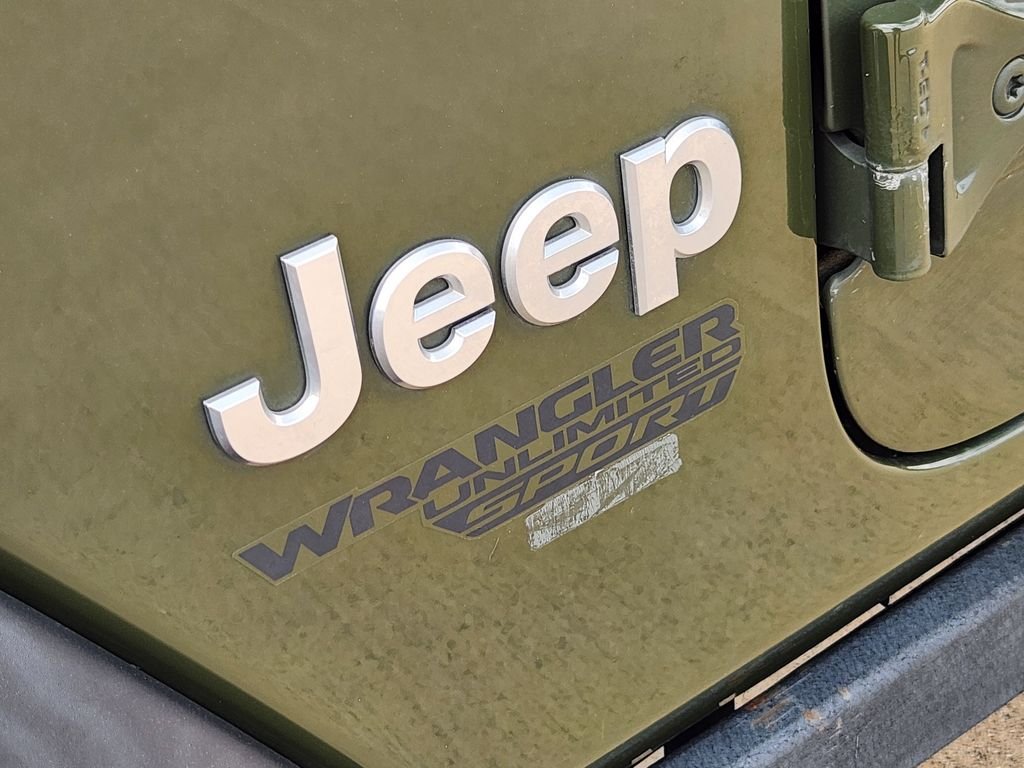 Used 2020 Sarge Green Clearcoat Jeep Sport image 14