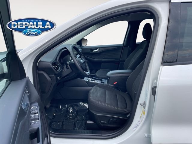 Used 2023 White Metallic Ford Active image 9