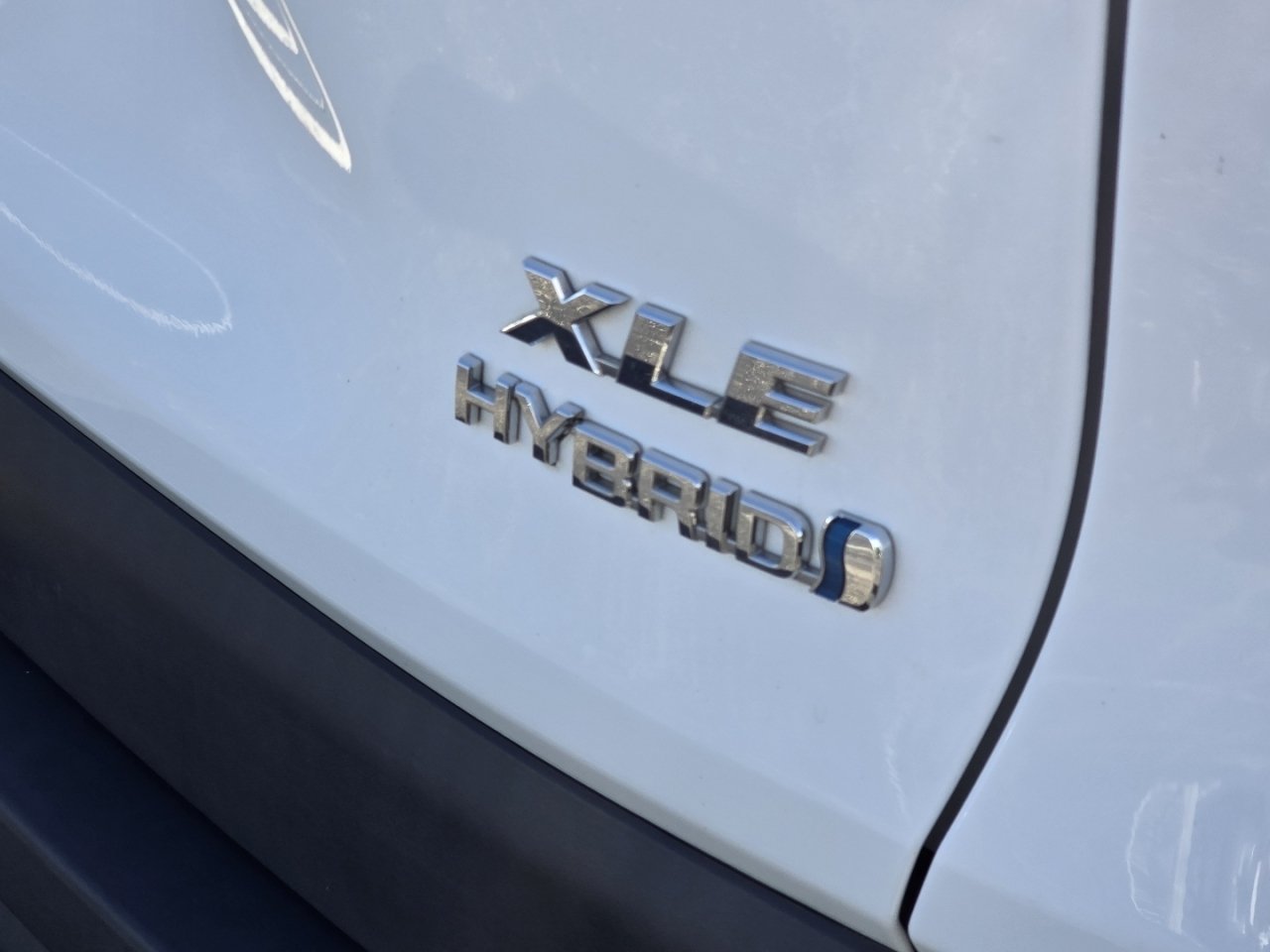 Certified Used 2023 White Toyota XLE image 10