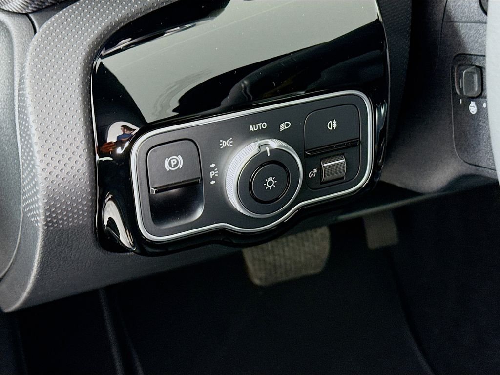 Used 2026 Black Mercedes-Benz CLA 250 image 11