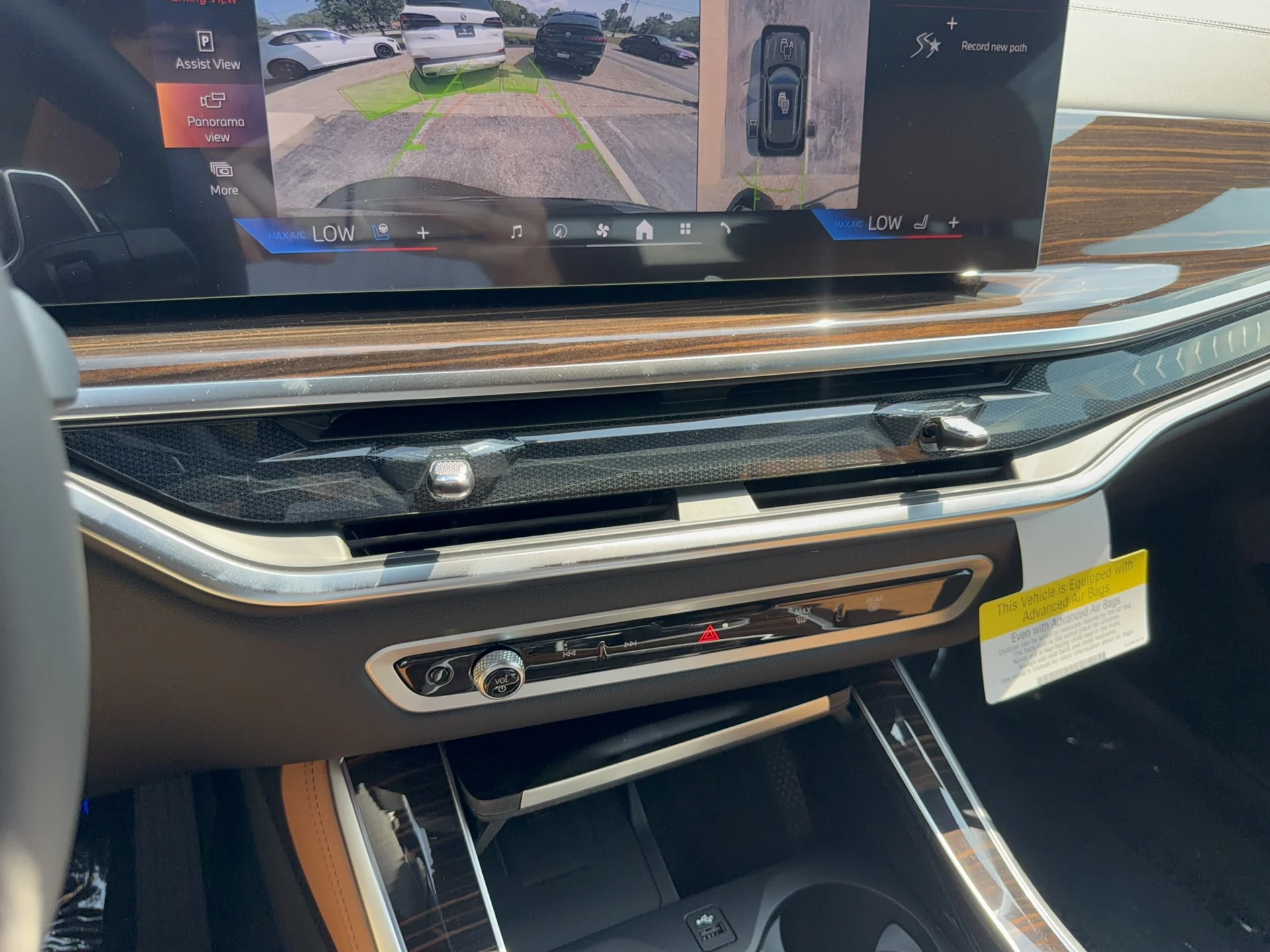 New 2026 Dravit Grey Metallic BMW xDrive40i image 19