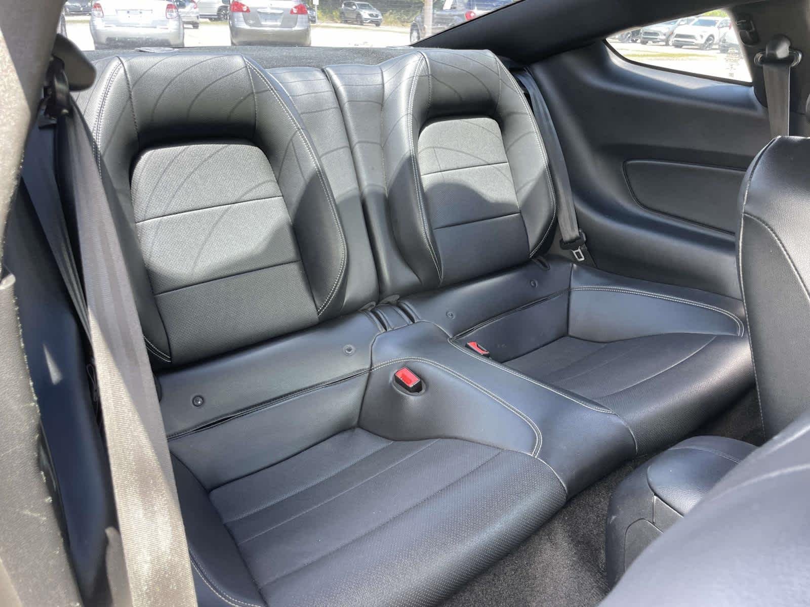 Used 2018 Lightning Blue Metallic Ford GT Premium image 24
