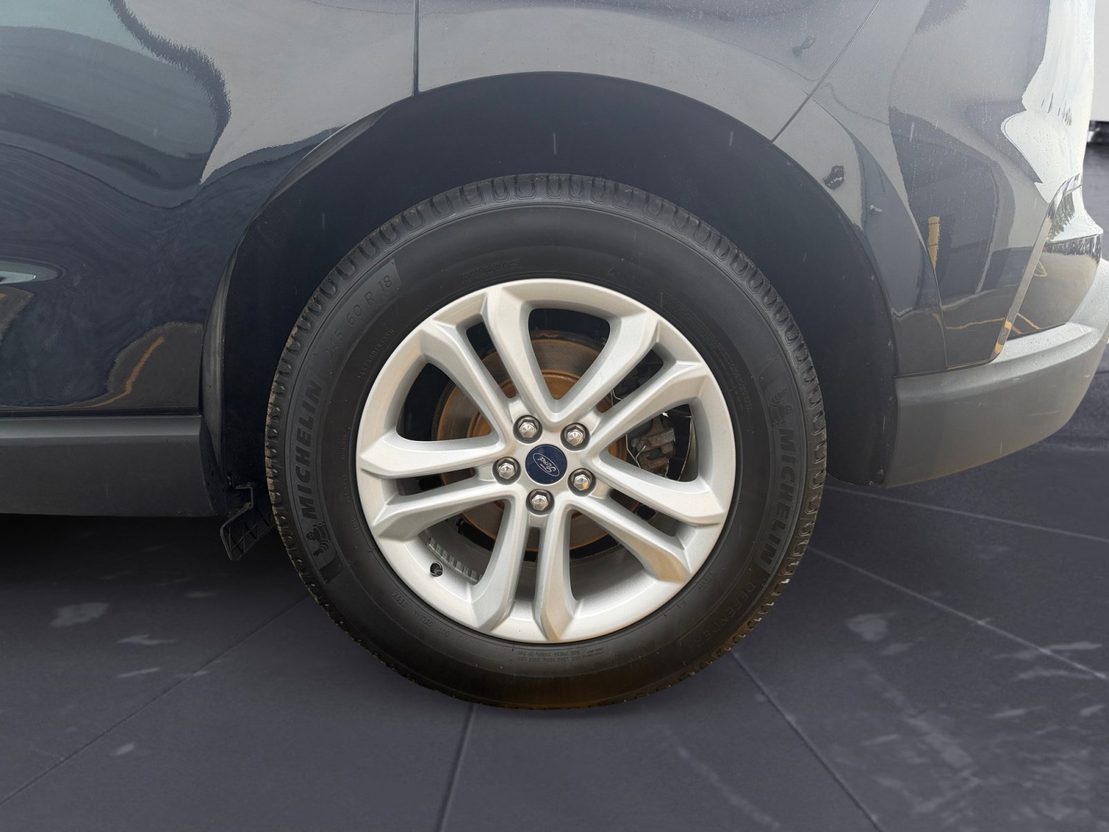 Used 2020 Black Ford SEL image 46