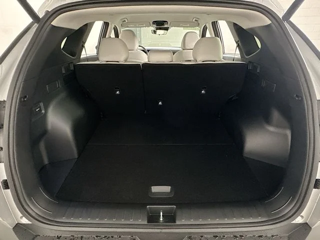 New 2026 Hyundai TUCSON SEL Plus
