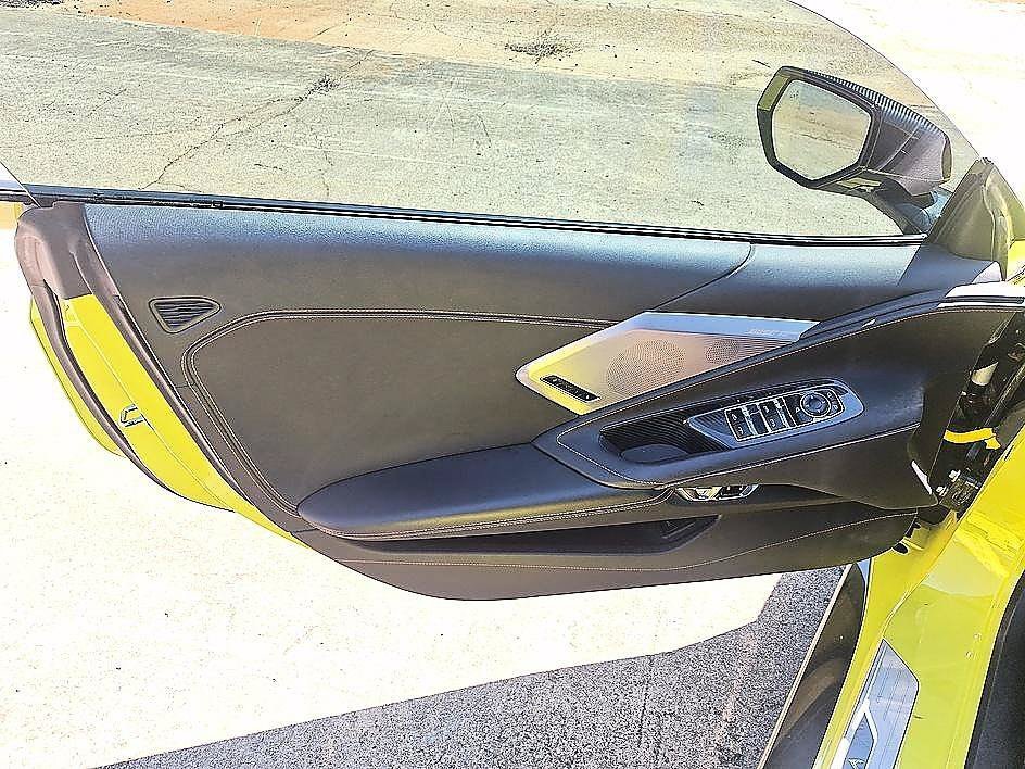 Used 2020 Accelerate Yellow Metallic Chevrolet 2LT image 9
