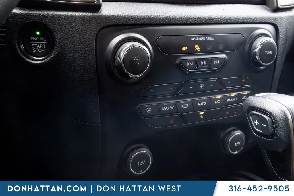 Used 2021 Gray Ford Lariat image 9