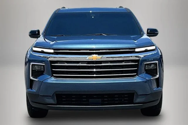 Used 2025 Blue Chevrolet LT image 3