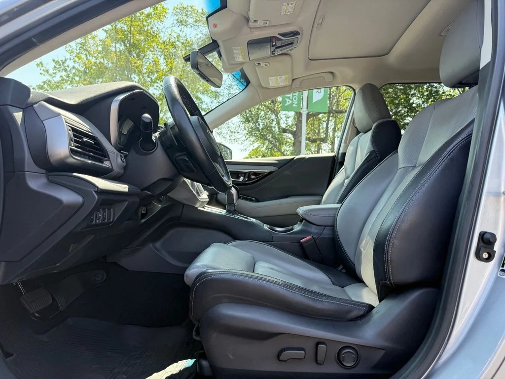 Used 2020 Ice Silver Metallic Subaru Limited XT image 12