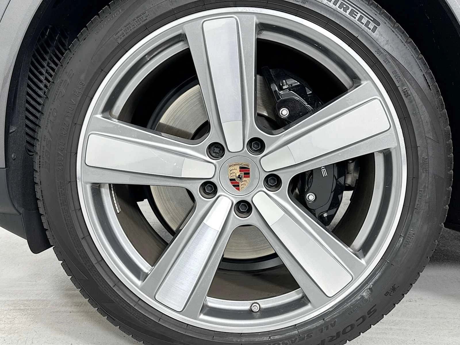 Certified Used 2025 Quartzite Grey Metallic Porsche  image 32
