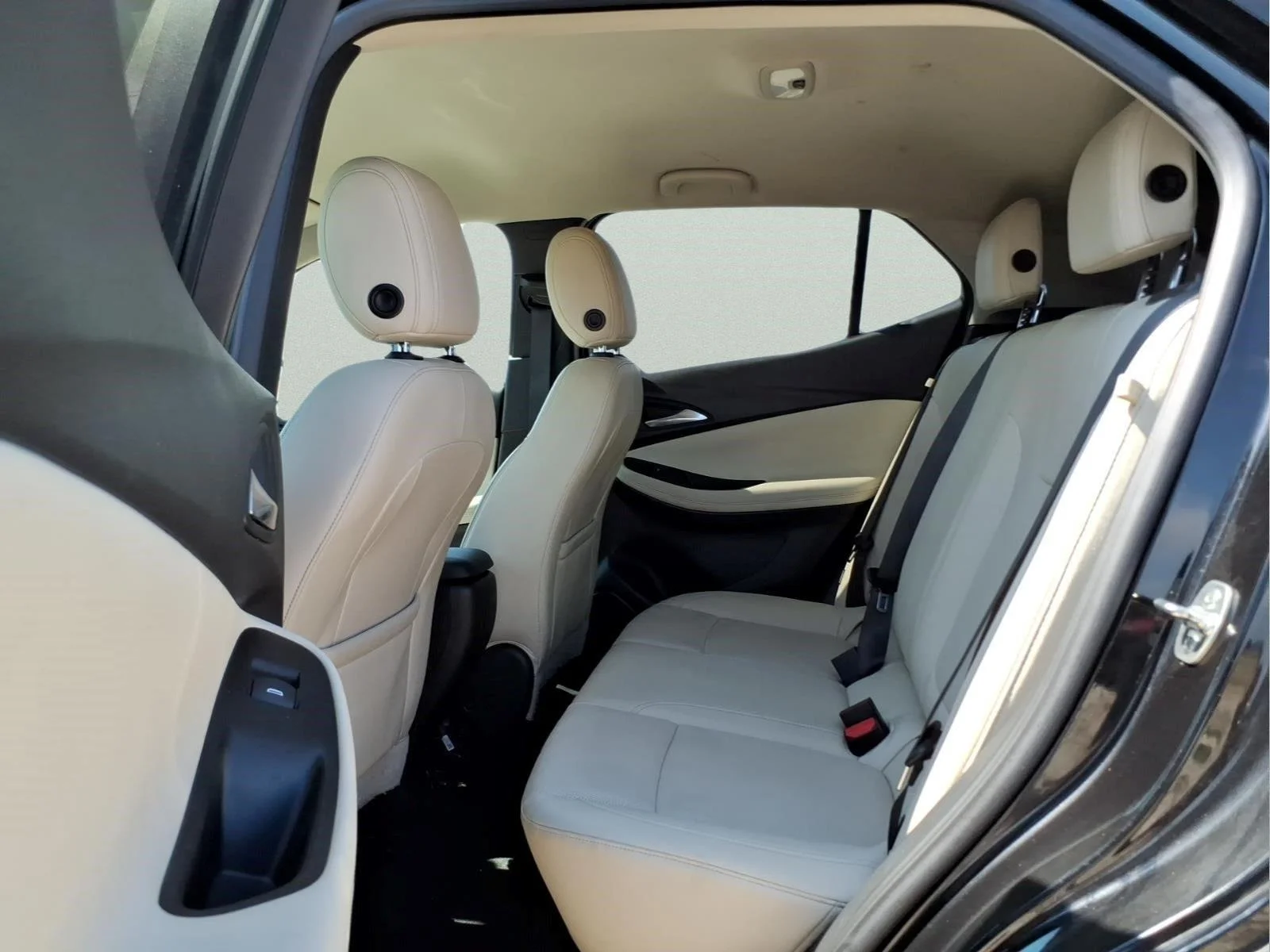 Used 2024 Ebony Twilight Metallic Buick Sport Touring image 11