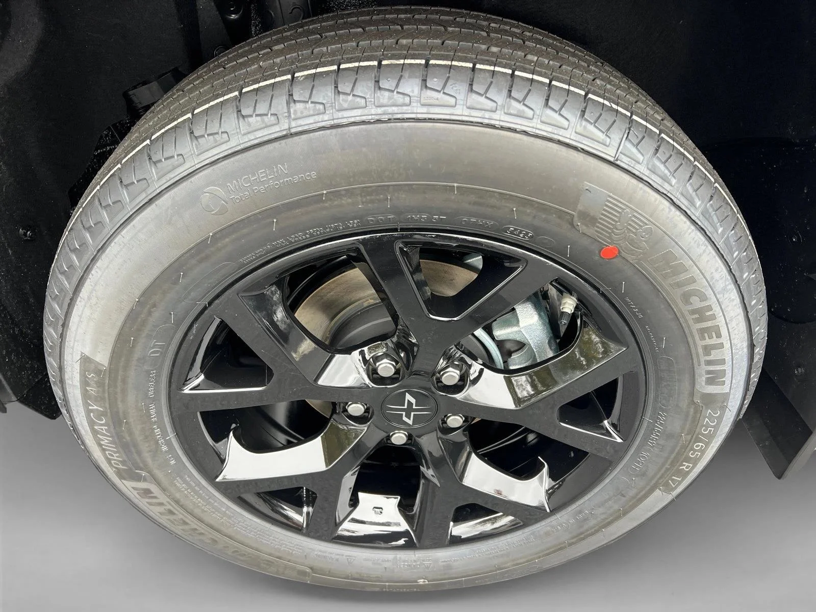 New 2025 Magnetic Gray Metallic Toyota LE image 19