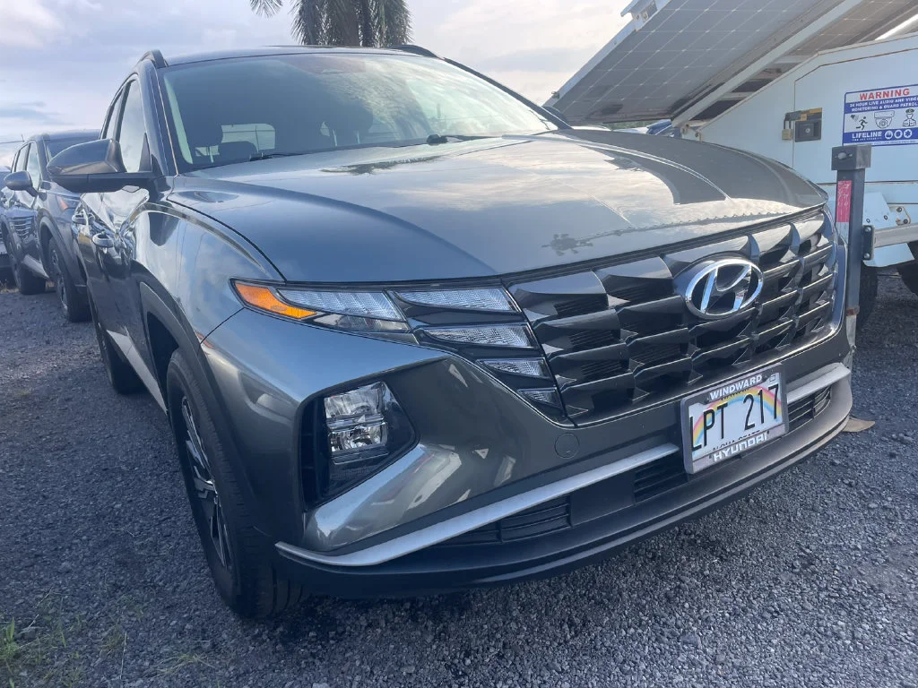 Used 2024 Gray Hyundai Blue image 3
