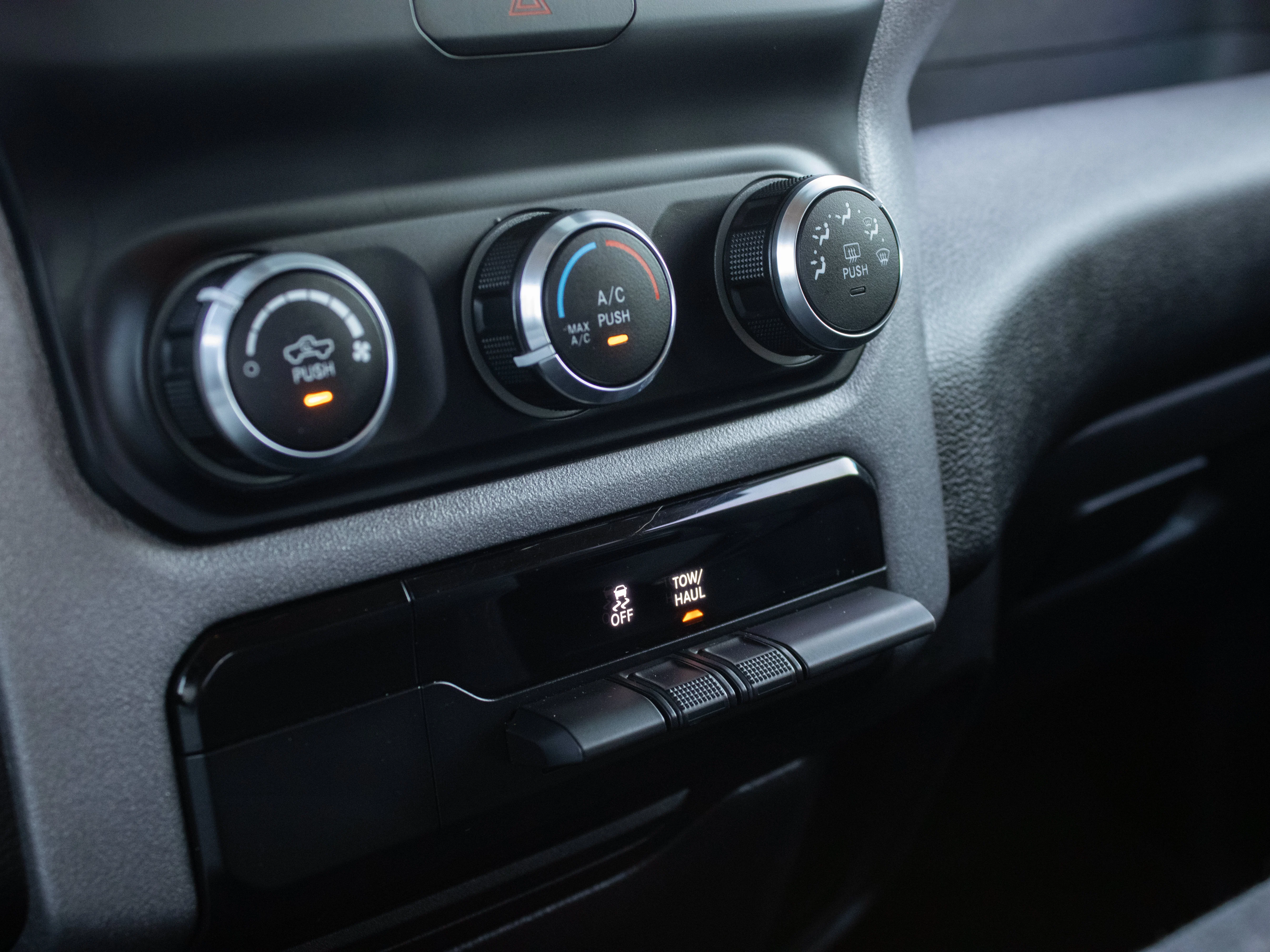 Used 2019 Black RAM Tradesman* 5.7L HEMI V8 | Class IV Hitch | Spray-In Bedliner | Bluetooth | Backup Camera | image 27