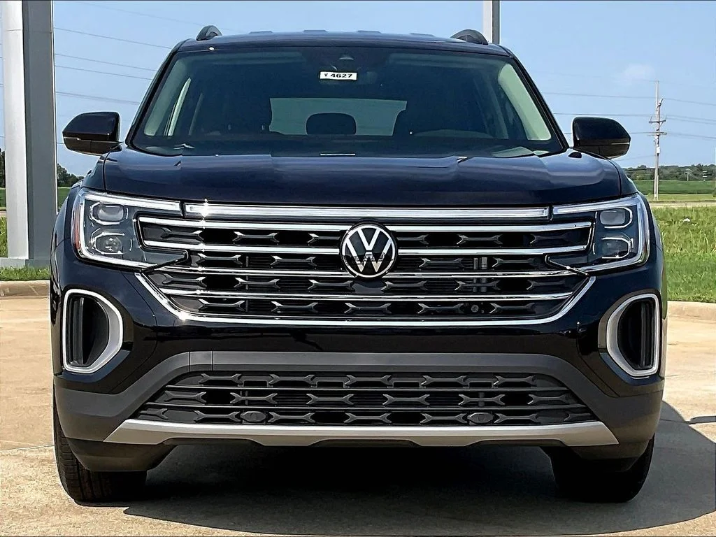 New 2026 Black Volkswagen SE image 8