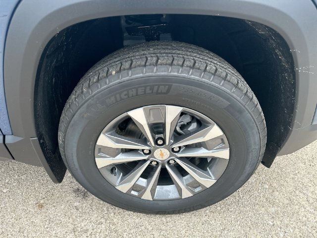 2027 Chevrolet Equinox LT - Photo 60