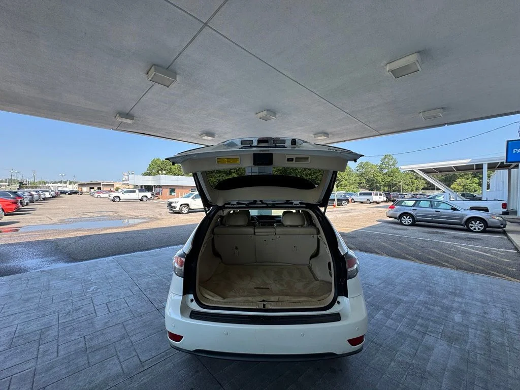 Used 2013 White Lexus 350 image 8