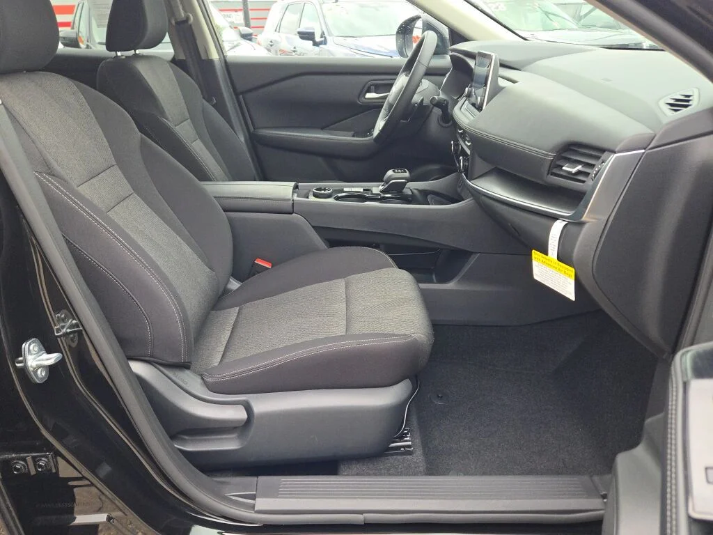 Used 2025 Black Nissan SV image 6