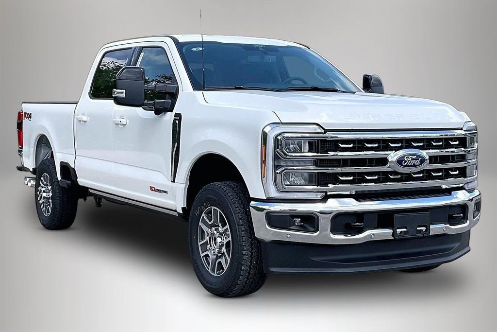 New 2026 Ford Super Duty F-250 Lariat 4D Crew Cab