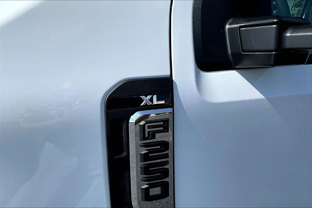 New 2026 White Ford XL image 9