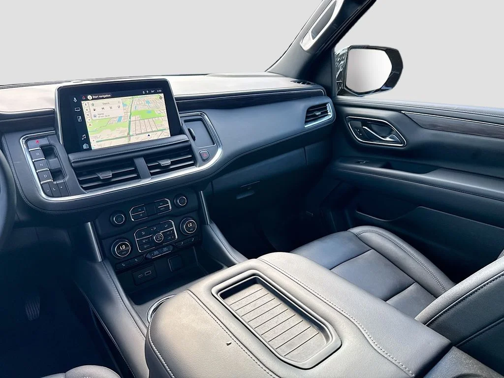 Used 2023 Gray Chevrolet LT image 25