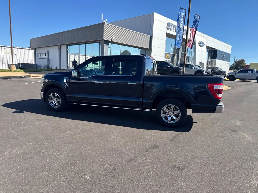 Certified Used 2021 Blue Ford Lariat image 8