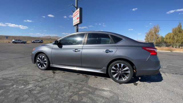 Used 2018 Gray Nissan SR image 6