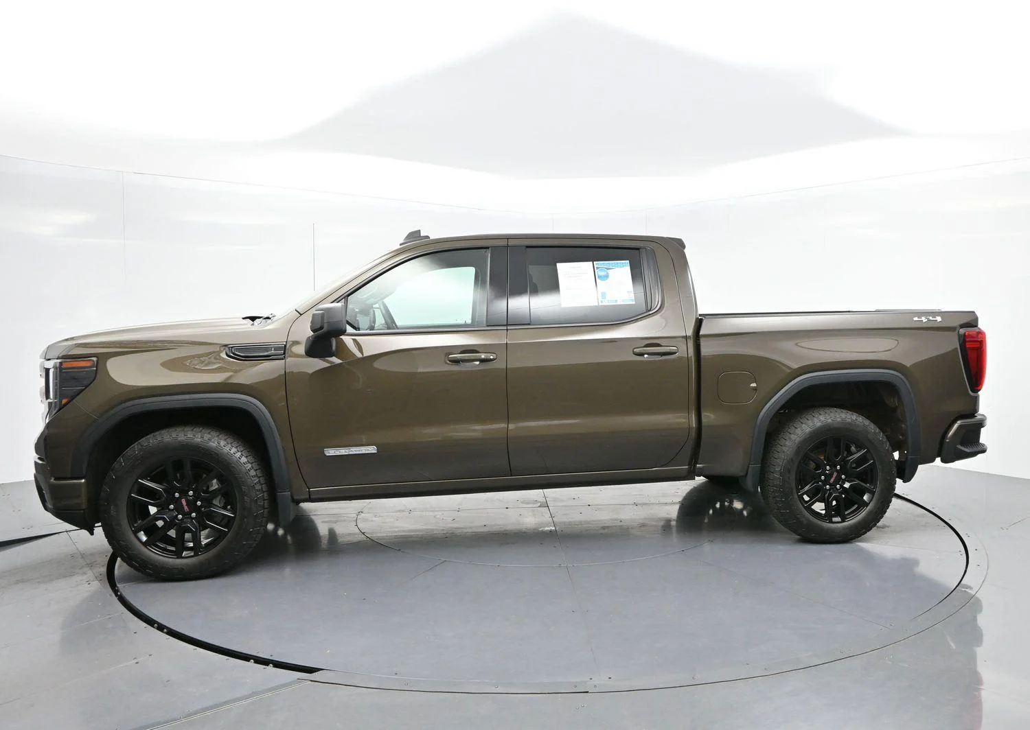 Used 2023 Deep Bronze Metallic GMC Elevation image 4