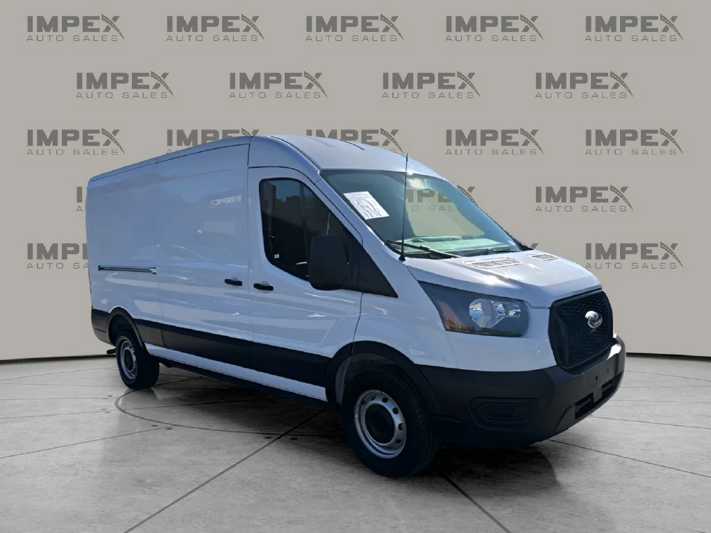Used 2025 White Ford Base image 7
