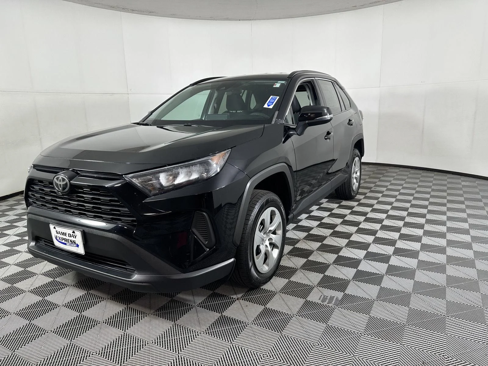 Used 2021 Midnight Black Metallic Toyota LE image 10