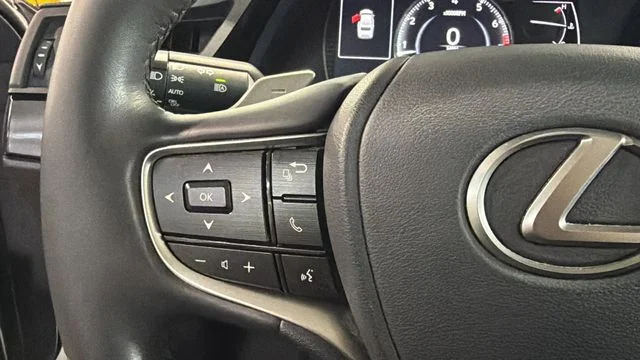 Used 2023 White Lexus 350 Luxury image 23