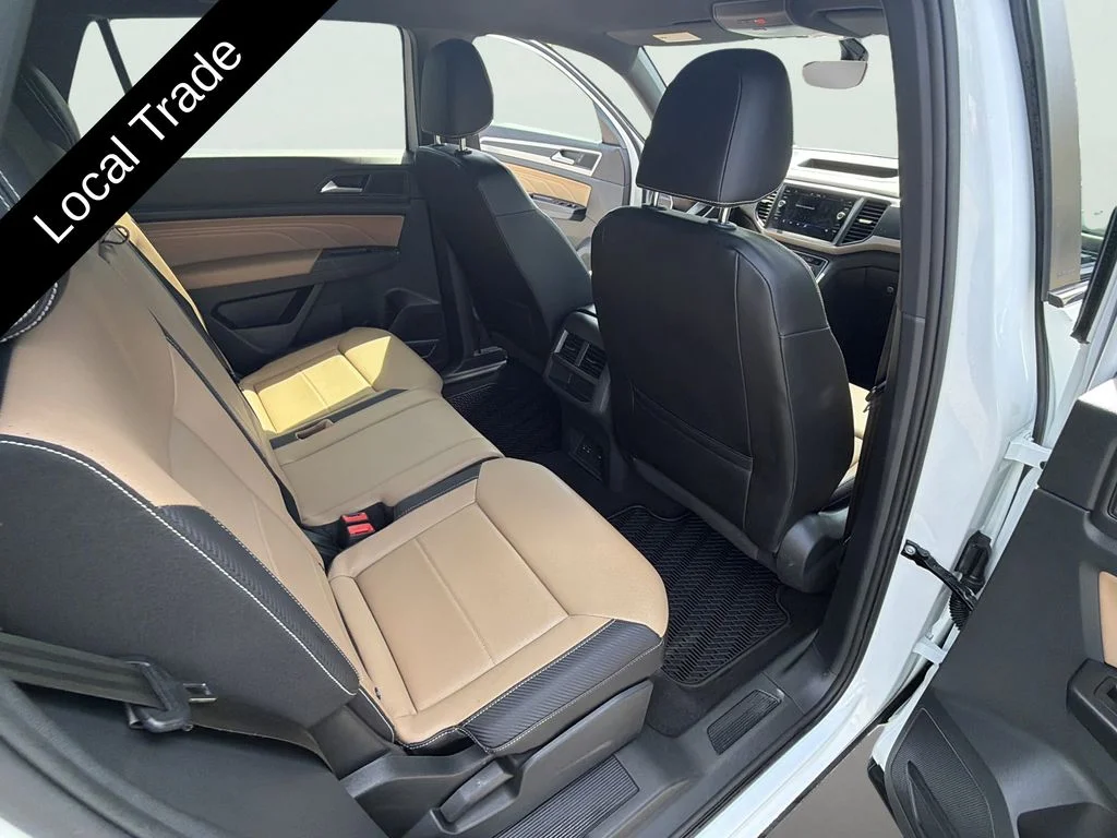 Used 2021 Pure White Volkswagen 3.6L V6 SE w/Technology R-Line image 14