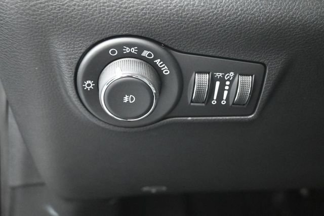 Used 2024 Black Jeep Trailhawk image 21