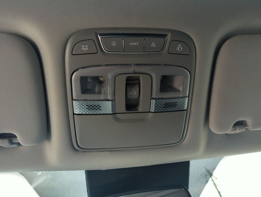 Used 2021 Green Kia EX image 27