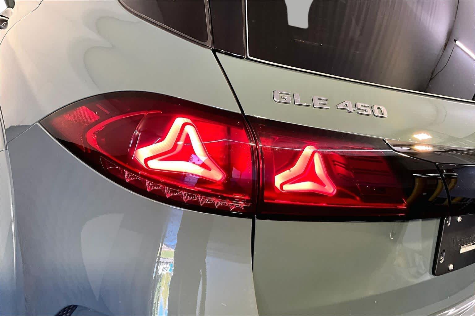 New 2027 Dark Petrol Mercedes-Benz GLE 450 image 5