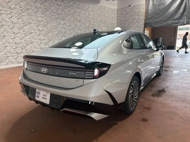 New 2026 Aero Silver Hyundai Limited image 7
