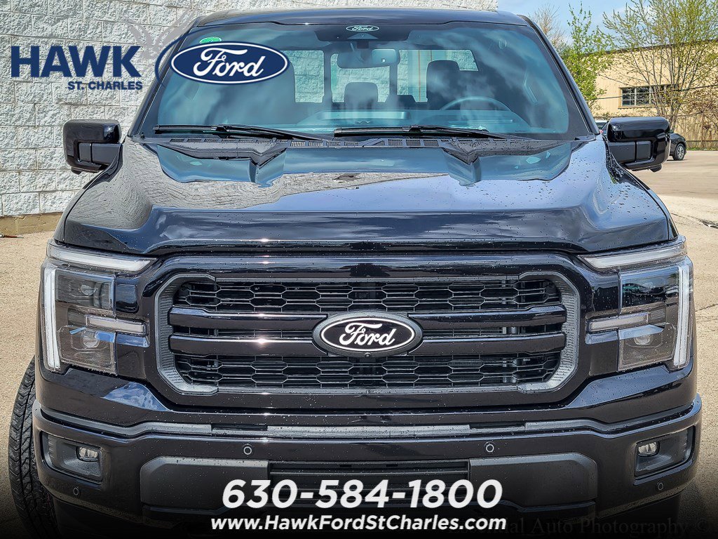 New 2026 Agate Black Metallic Ford Lariat® image 4