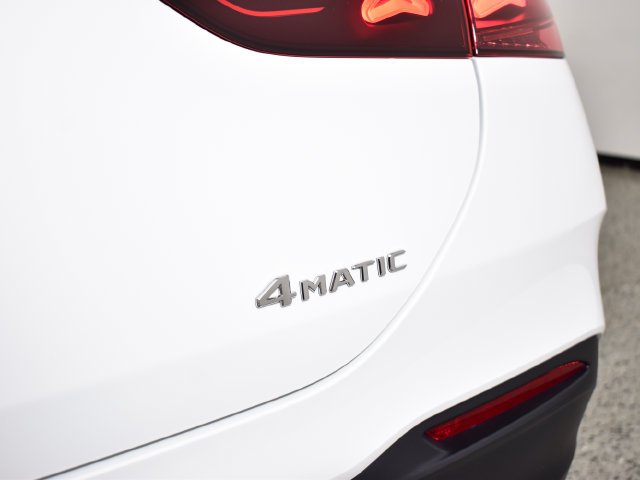 New 2027 White Mercedes-Benz GLE 450 Coupe image 14