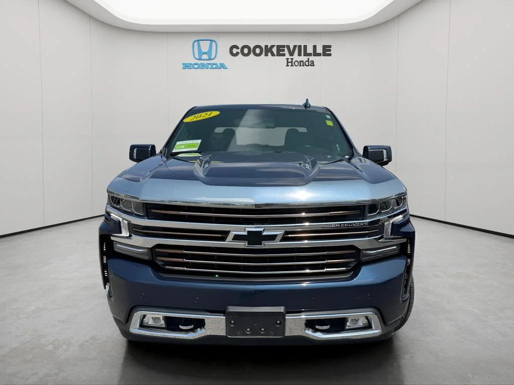 Used 2021 Northsky Blue Metallic Chevrolet High Country image 3