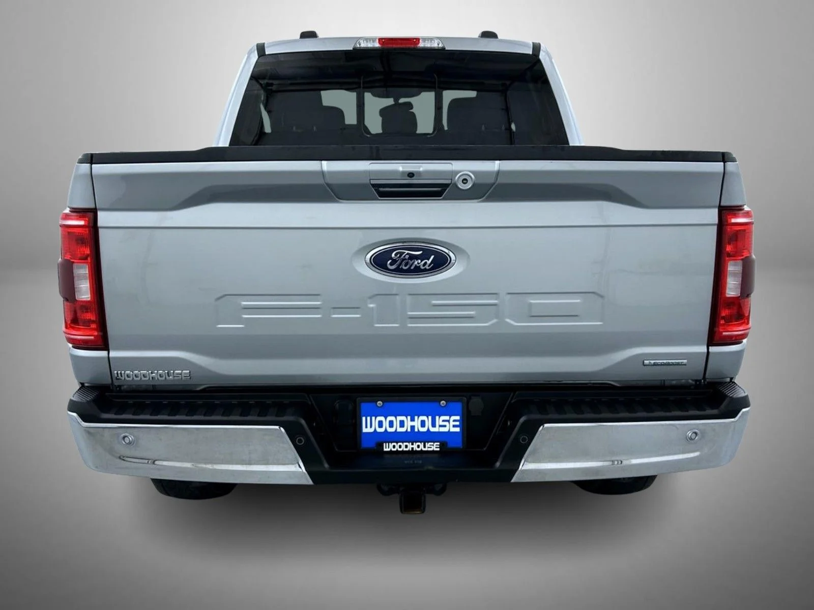 Used 2023 Silver Ford XLT image 6