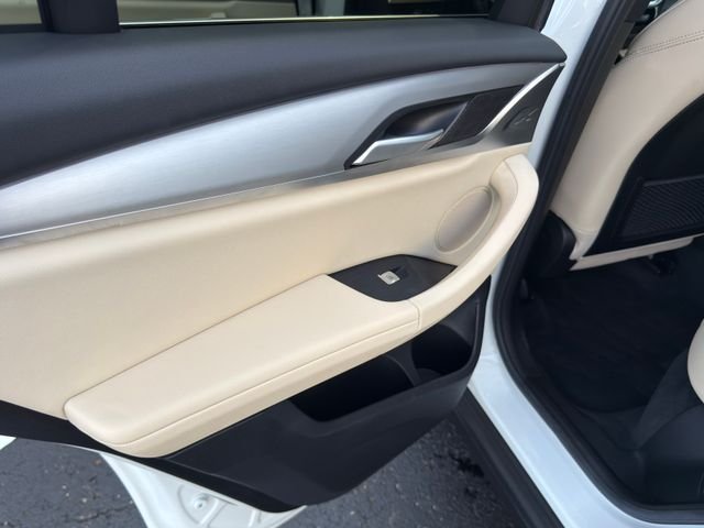 Certified Used 2024 Alpine White BMW xDrive30i image 29