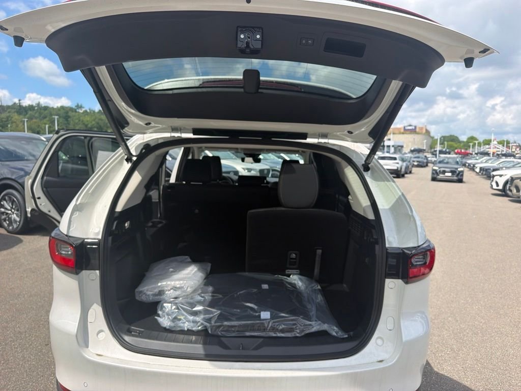 2026 Mazda CX-90 Preferred Package - Photo 6