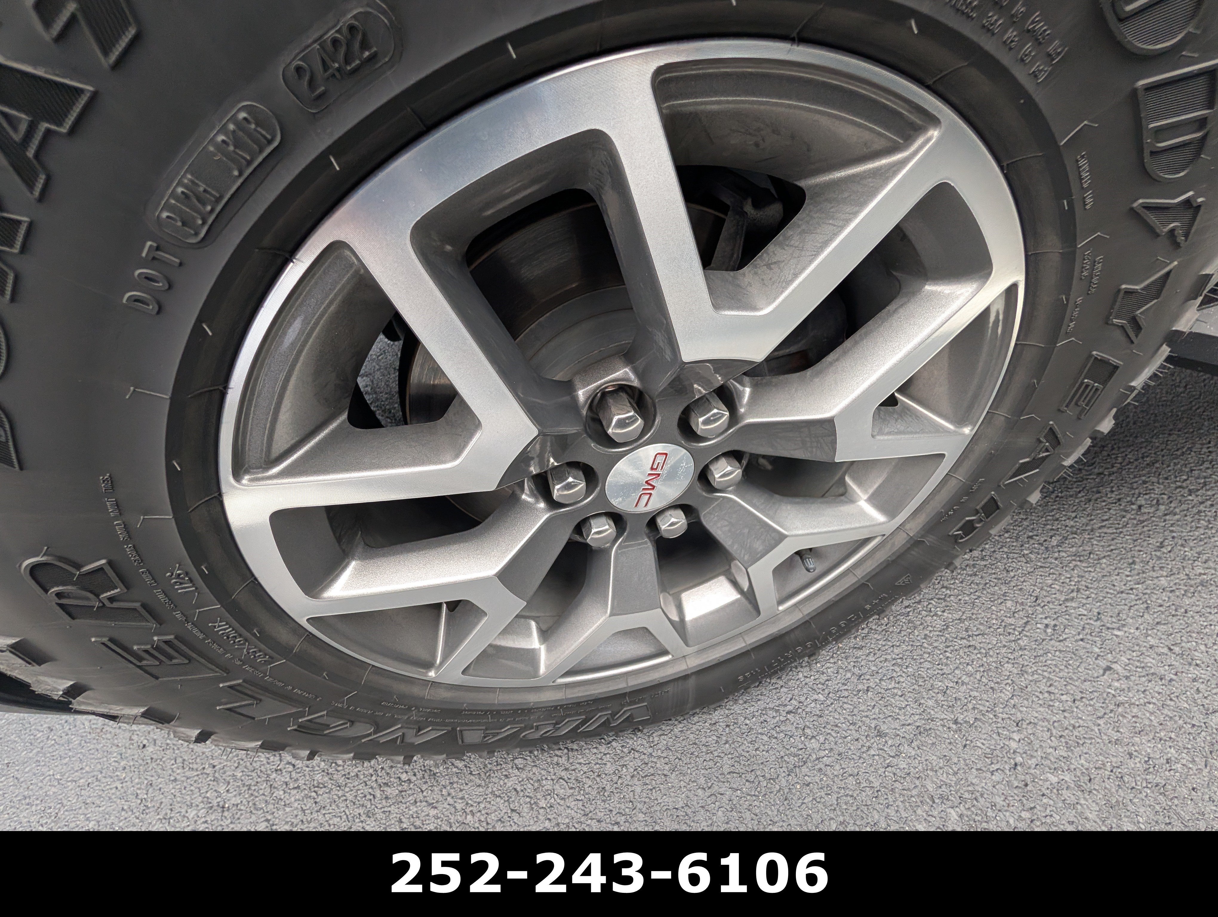 Used 2022 Satin Steel Metallic GMC 4WD AT4 w/Leather image 9