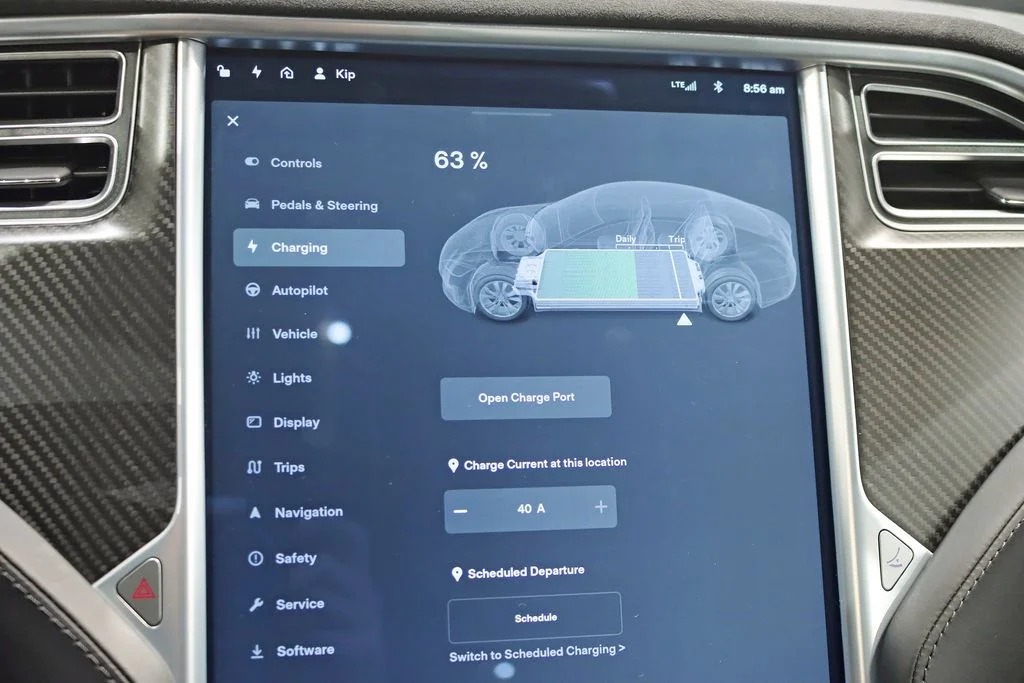 2015 Tesla Model S 85D