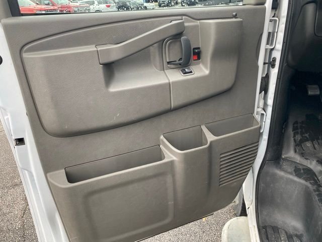 Used 2024 White Chevrolet Work Van image 12