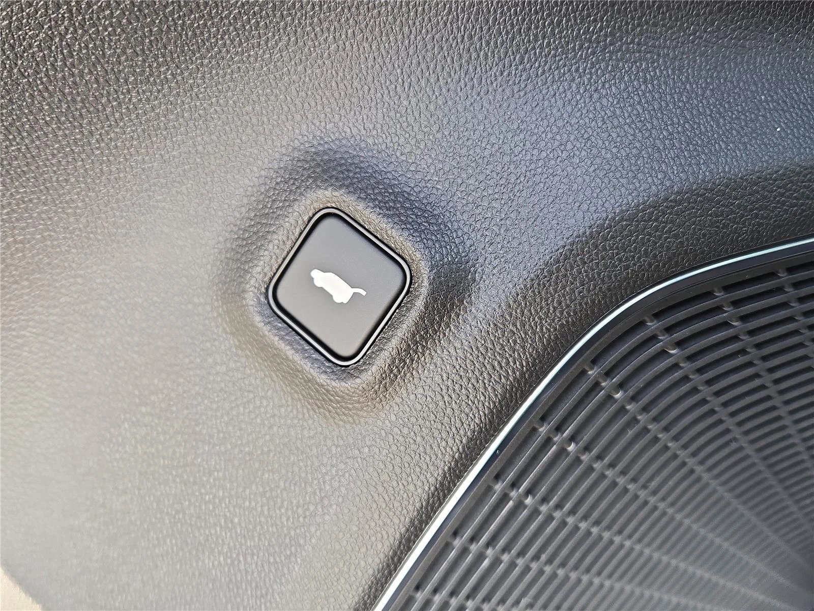 New 2026 Majestic Black Pearl Acura w/Technology Package image 17